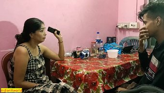 ભારતીય ટીન તેના શિક્ષક દ્વારા એક દેશી Bdsm વિડિઓમાં ચોદવામાં આવી છે!